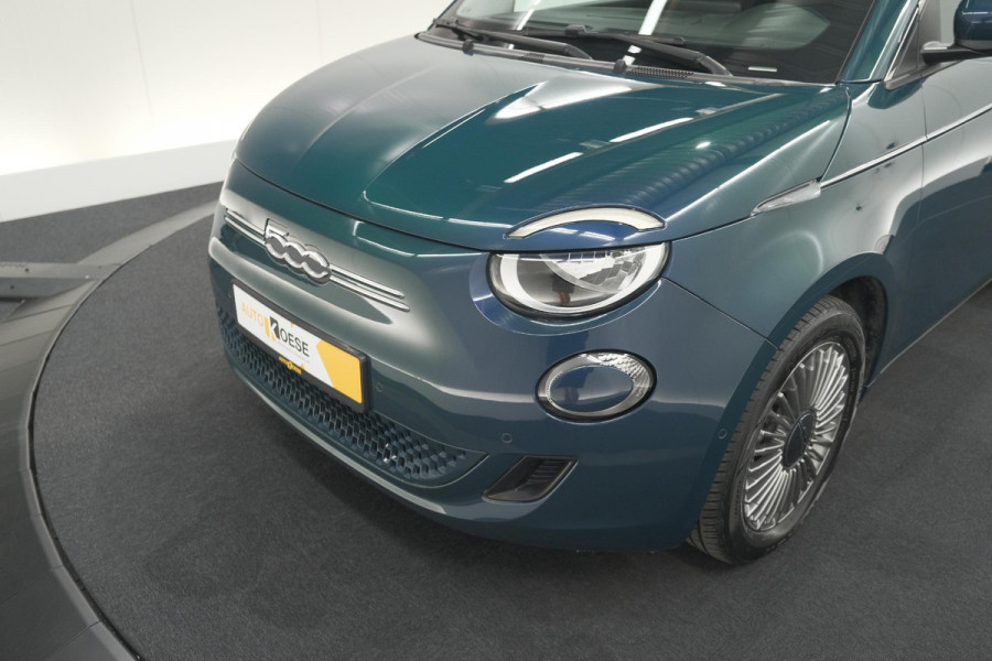 Fiat 500 Icon 42 kWh | SOH 96% | Convenience Pack | Camera | Dodehoekdetectie | Stoelverwarming