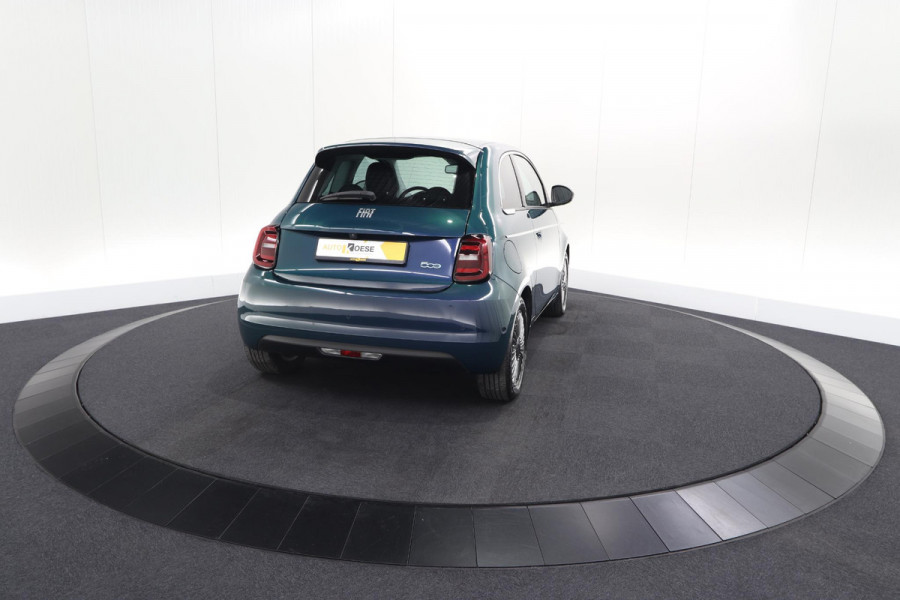 Fiat 500 Icon 42 kWh | SOH 96% | Convenience Pack | Camera | Dodehoekdetectie | Stoelverwarming