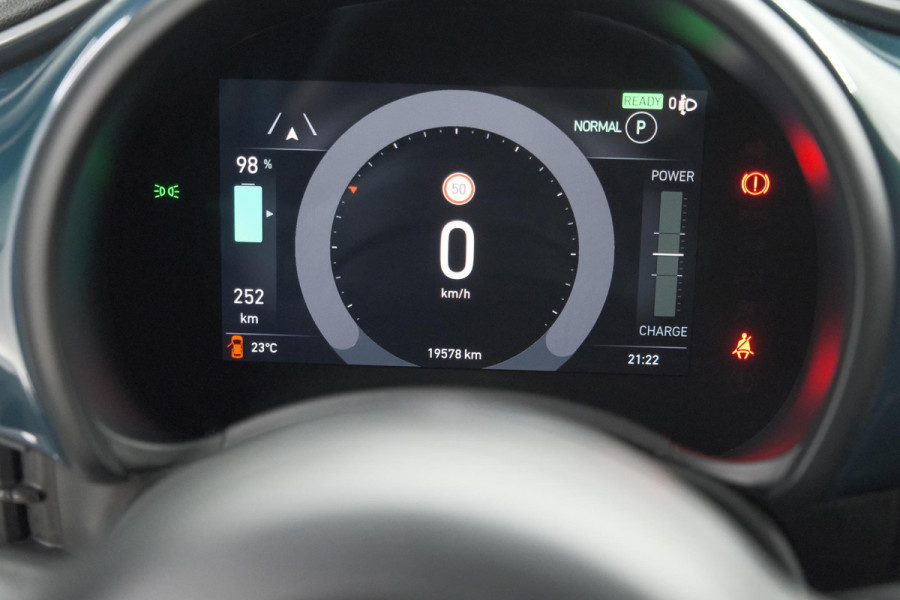 Fiat 500 Icon 42 kWh | SOH 96% | Convenience Pack | Camera | Dodehoekdetectie | Stoelverwarming