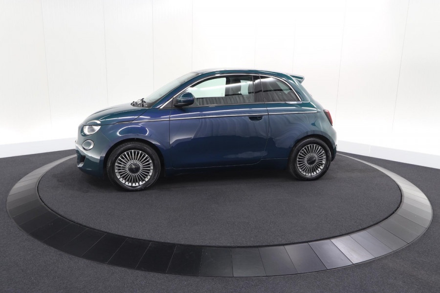 Fiat 500 Icon 42 kWh | SOH 96% | Convenience Pack | Camera | Dodehoekdetectie | Stoelverwarming
