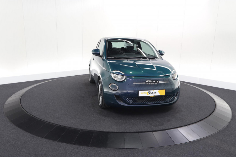 Fiat 500 Icon 42 kWh | SOH 96% | Convenience Pack | Camera | Dodehoekdetectie | Stoelverwarming
