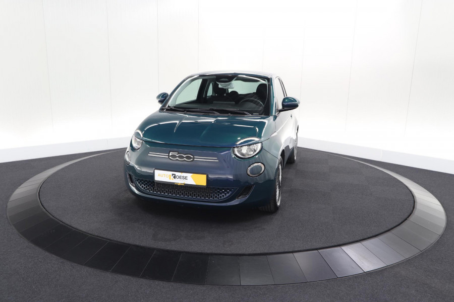 Fiat 500 Icon 42 kWh | SOH 96% | Convenience Pack | Camera | Dodehoekdetectie | Stoelverwarming