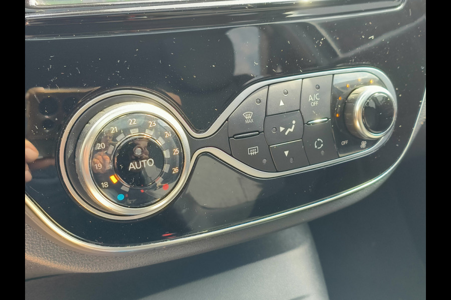 Renault Captur 1.3 TCe Intens Rijklaar + 12 maanden Bovag-garantie Henk Jongen Auto's in Helmond,  al 50 jaar service zoals 't hoort!