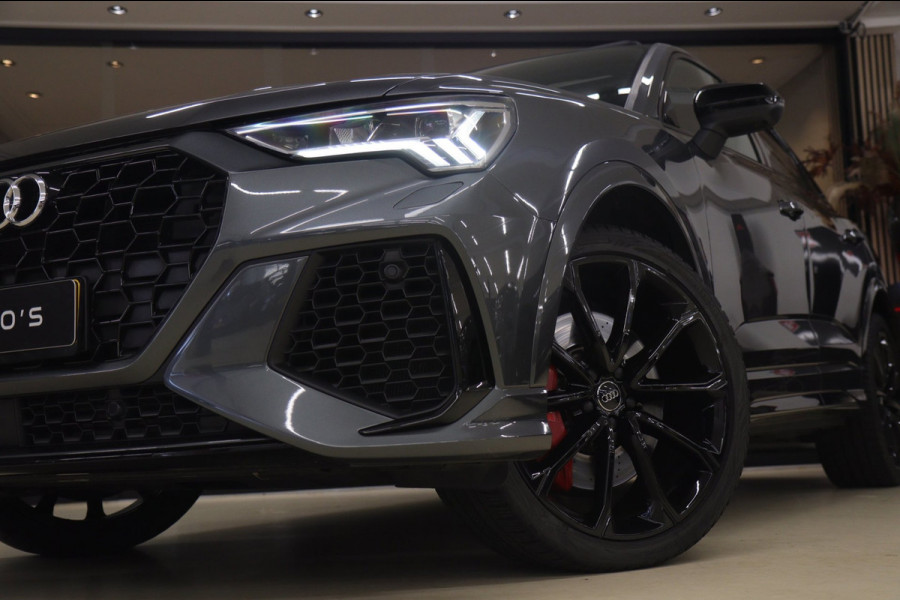 Audi RS Q3 Sportback TFSI Pano/360Cam/Carplay/RSStoelen/Blindspot/BOMVOL
