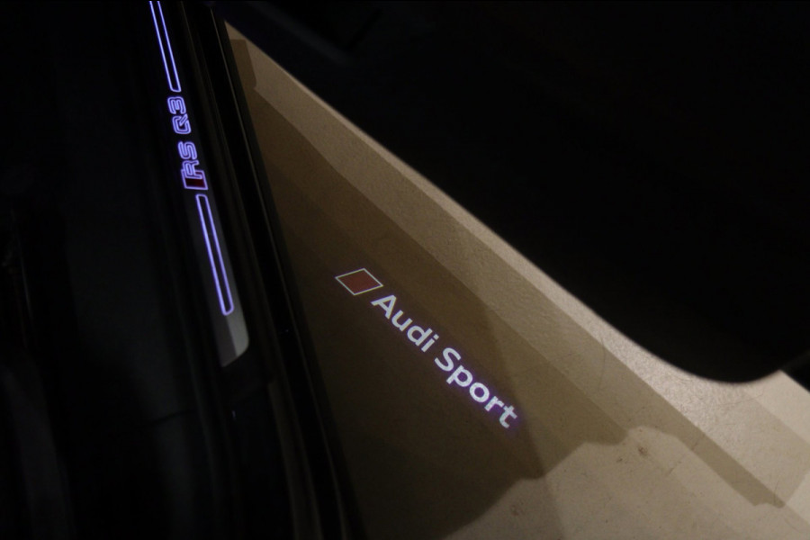 Audi RS Q3 Sportback TFSI Pano/360Cam/Carplay/RSStoelen/Blindspot/BOMVOL