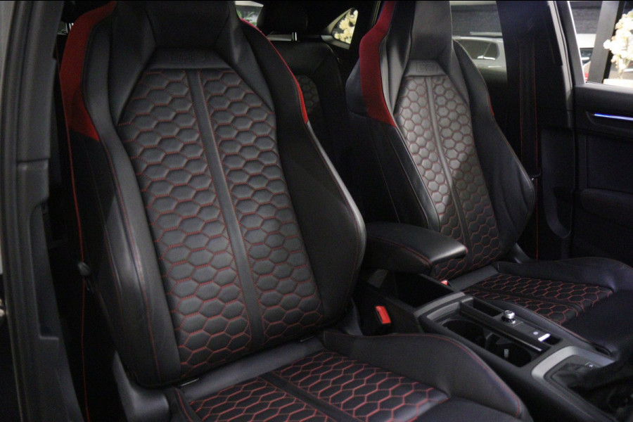 Audi RS Q3 Sportback TFSI Pano/360Cam/Carplay/RSStoelen/Blindspot/BOMVOL