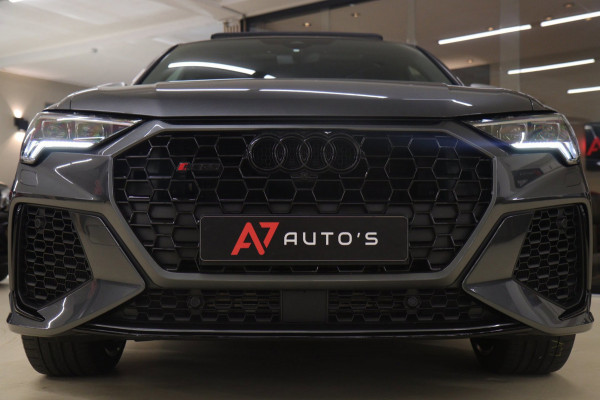 Audi RS Q3 Sportback TFSI Pano/360Cam/Carplay/RSStoelen/Blindspot/BOMVOL