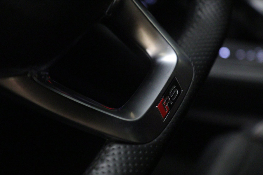 Audi RS Q3 Sportback TFSI Pano/360Cam/Carplay/RSStoelen/Blindspot/BOMVOL
