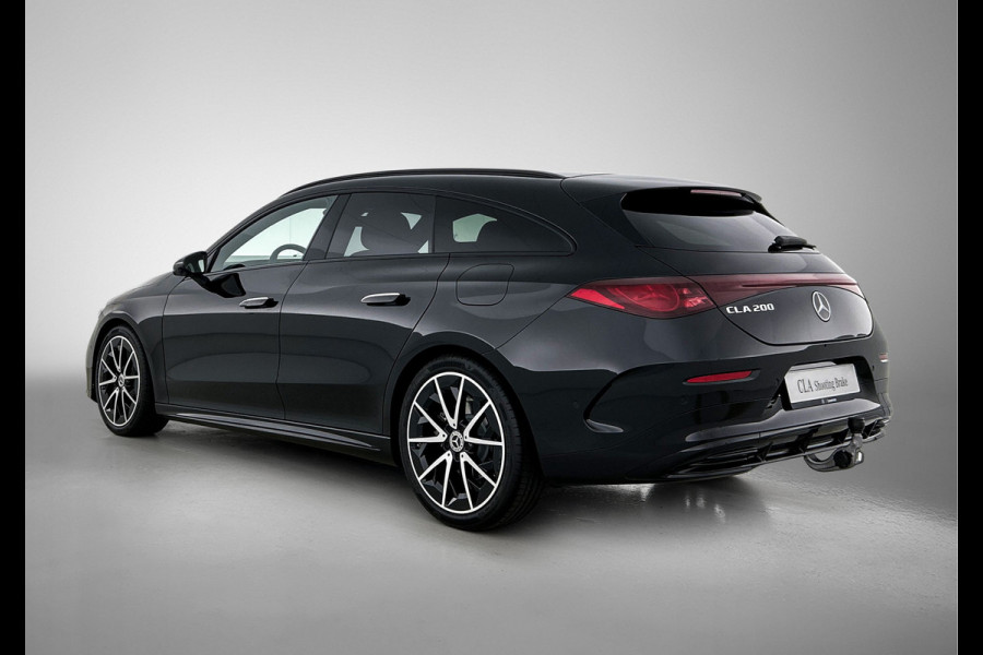 Mercedes-Benz CLA-Klasse Shooting Brake 200 Business Solution AMG | Premium pakket | Nightpakket | Parkeerpakket | Trekhaak | Vast panoramadak | Massage functie | 19" vijf dubbelspaaks lichtmetalen AMG-velgen |
