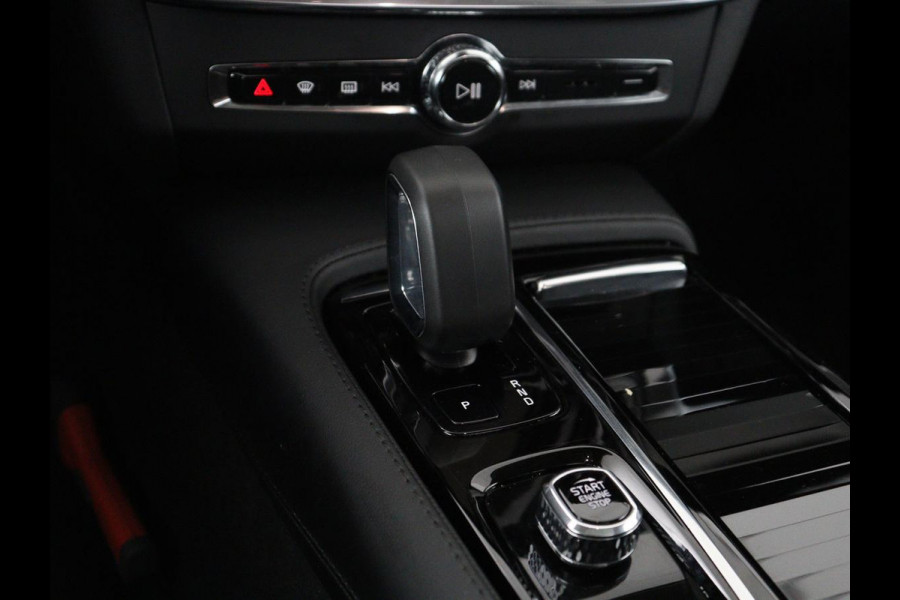 Volvo V90 2.0 T8 Plug-in hybrid AWD Plus Bright | SOH 97,1 | Panoramadak | Leder | Memory | Harman/Kardon | Stuur/stoel verwarming | Achterbank verwarming | Carplay | Cruise control | 360 Camera | Park assist | Trekhaak