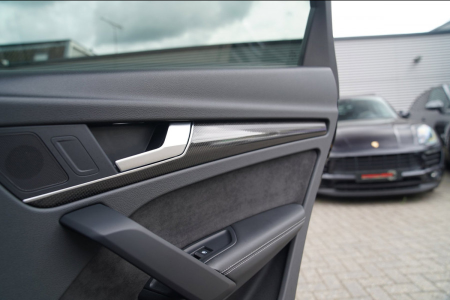 Audi SQ5 3.0 TFSI SQ5 quattro Pro Line Plus | Panorama | Trekhaak | Massage stoelen voor | Adaptieve Cruise | RS Zetels | RS Stuur