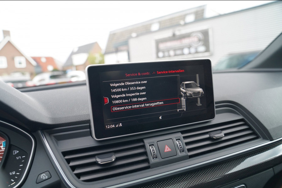 Audi SQ5 3.0 TFSI SQ5 quattro Pro Line Plus | Panorama | Trekhaak | Massage stoelen voor | Adaptieve Cruise | RS Zetels | RS Stuur