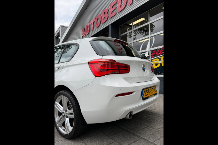 BMW 1-serie 118i 5Drs - 47.000 KM I Navigatie / Apple CarPlay I Airco I LED I PDC I Sport velgen I Dealer onderhouden