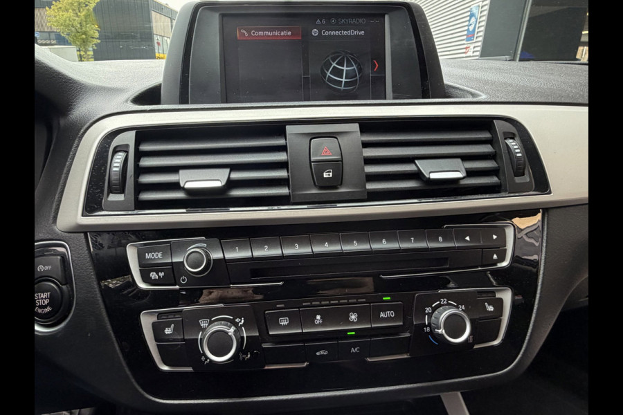 BMW 1-serie 118i 5Drs - 47.000 KM I Navigatie / Apple CarPlay I Airco I LED I PDC I Sport velgen I Dealer onderhouden