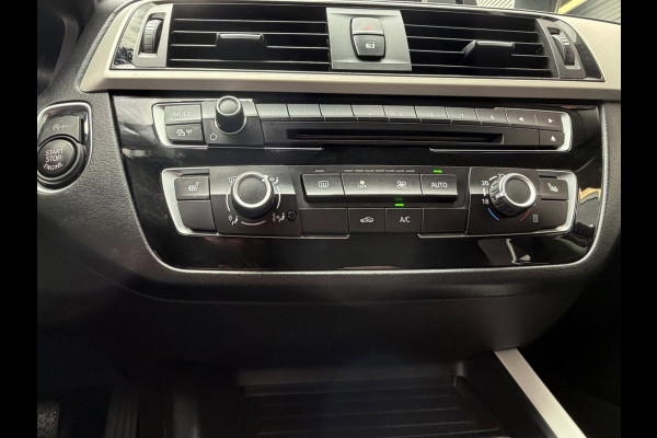 BMW 1-serie 118i 5Drs - 47.000 KM I Navigatie / Apple CarPlay I Airco I LED I PDC I Sport velgen I Dealer onderhouden