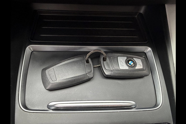 BMW 1-serie 118i 5Drs - 47.000 KM I Navigatie / Apple CarPlay I Airco I LED I PDC I Sport velgen I Dealer onderhouden
