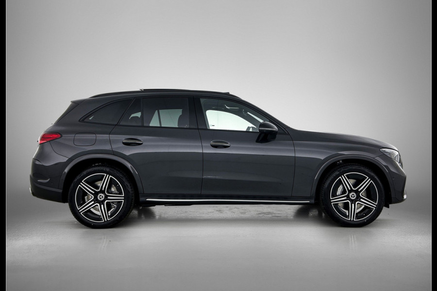 Mercedes-Benz GLC 400e 4MATIC Business Solution AMG | Premium Plus | Winterpakket | Techniekpakket | Nightpakket | Rijassistentiepakket Plus | Trekhaak | 20 inch vijfspaaks lichtmetalen AMG-velgen | Treeplanken in aluminiumlook |