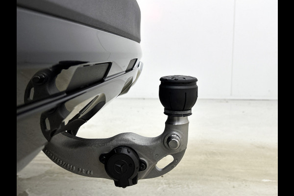Mercedes-Benz GLC 400e 4MATIC Business Solution AMG | Premium Plus | Winterpakket | Techniekpakket | Nightpakket | Rijassistentiepakket Plus | Trekhaak | 20 inch vijfspaaks lichtmetalen AMG-velgen | Treeplanken in aluminiumlook |