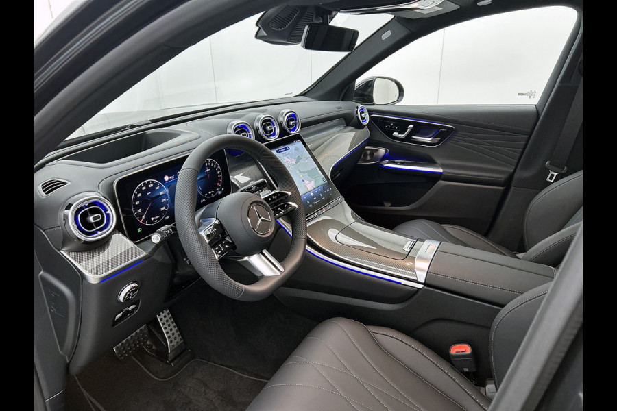 Mercedes-Benz GLC 400e 4MATIC Business Solution AMG | Premium Plus | Winterpakket | Techniekpakket | Nightpakket | Rijassistentiepakket Plus | Trekhaak | 20 inch vijfspaaks lichtmetalen AMG-velgen | Treeplanken in aluminiumlook |