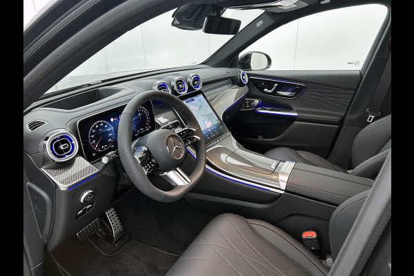 Mercedes-Benz GLC 400e 4MATIC Business Solution AMG | Premium Plus | Winterpakket | Techniekpakket | Nightpakket | Rijassistentiepakket Plus | Trekhaak | 20 inch vijfspaaks lichtmetalen AMG-velgen | Treeplanken in aluminiumlook |