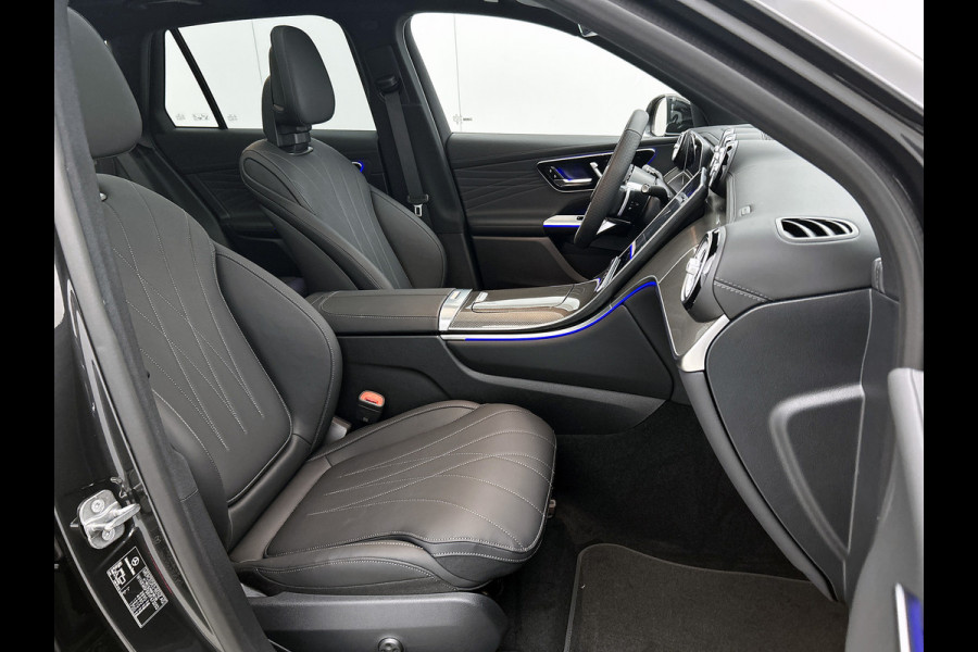 Mercedes-Benz GLC 400e 4MATIC Business Solution AMG | Premium Plus | Winterpakket | Techniekpakket | Nightpakket | Rijassistentiepakket Plus | Trekhaak | 20 inch vijfspaaks lichtmetalen AMG-velgen | Treeplanken in aluminiumlook |
