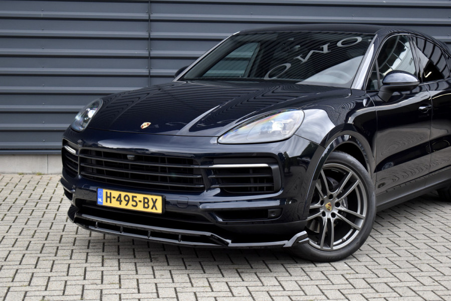 Porsche Cayenne Coupé 3.0 E-Hybrid 462pk Sport Chrono | Pano | 360 Camera | 21'' Wielen | Luchtvering | Stuurverwarming |  Stoel + Achterbankverwarming | LED Achterlichten donker |