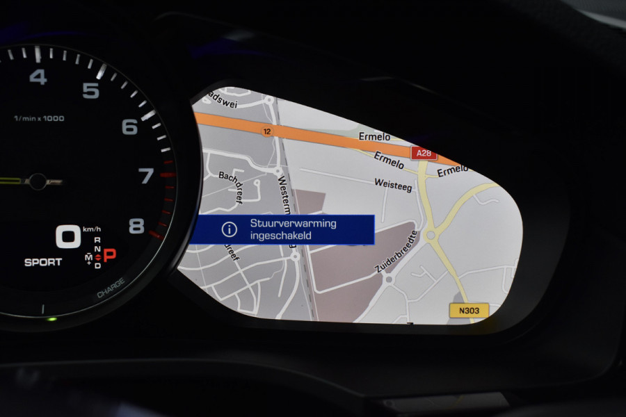 Porsche Cayenne Coupé 3.0 E-Hybrid 462pk Sport Chrono | Pano | 360 Camera | 21'' Wielen | Luchtvering | Stuurverwarming |  Stoel + Achterbankverwarming | LED Achterlichten donker |