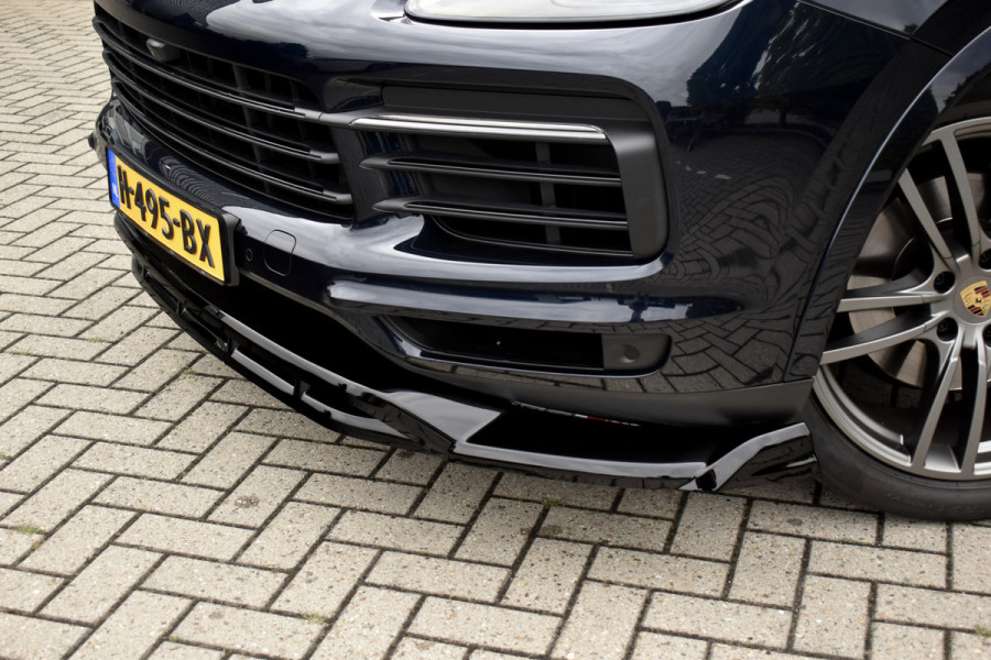 Porsche Cayenne Coupé 3.0 E-Hybrid 462pk Sport Chrono | Pano | 360 Camera | 21'' Wielen | Luchtvering | Stuurverwarming |  Stoel + Achterbankverwarming | LED Achterlichten donker |