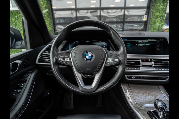 BMW X5 XDrive45e High Executive | Pano | Trekhaak | 21" LMV | BTW