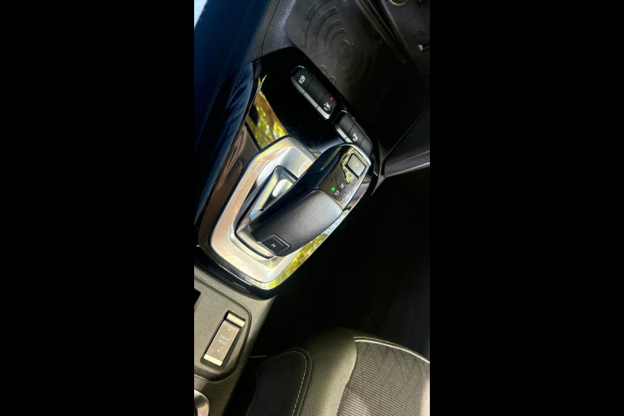 Opel Corsa 1.2 AUTOMAAT/NAV/CAMERA/CARPLAY/VIRTUAL/KEYLESS
