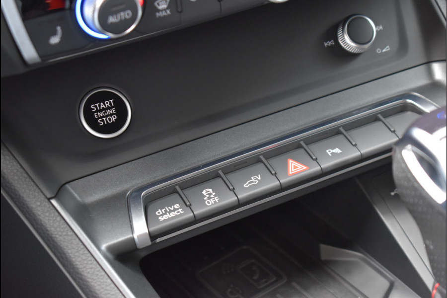 Audi Q3 Sportback 45 TFSI e S-Line 245 Pk Sfeer Sonos Trekhaak Keyless 20 Inch