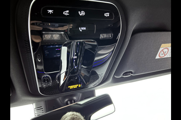 Mercedes-Benz GLC 300e 4MATIC Business Solution AMG | Advanced plus | Nightpakket | Parkeerpakket | Trekhaak | Panoramaschuifdak | 20 inch vijfspaaks lichtmetalen AMG-velgen | Treeplanken in aluminiumlook | DISTRONIC |