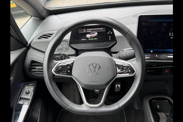 Volkswagen ID.3 Pure 52 kWh 18"/Adaptieve Cruise/Apple Carplay & Android Auto/DAB/Navigatie/Sfeerverlichting/Camera/Stuur + stoelverwarming