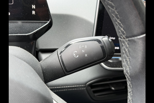 Volkswagen ID.3 Pure 52 kWh 18"/Adaptieve Cruise/Apple Carplay & Android Auto/DAB/Navigatie/Sfeerverlichting/Camera/Stuur + stoelverwarming