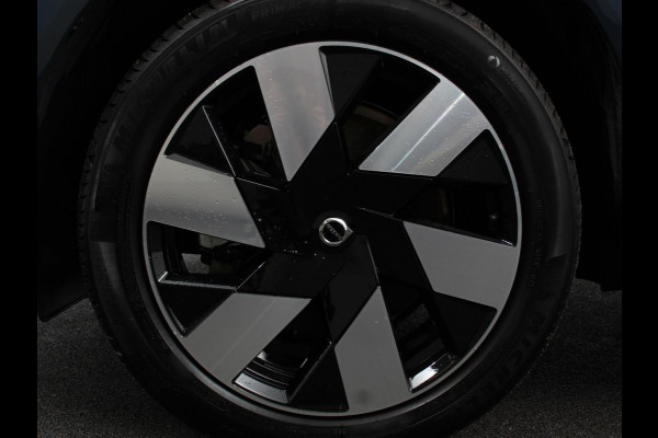 Volvo XC60 2.0 T6 Plug-in hybrid AWD Ultra Bright Climate control Adaptieve cruise control Navigatie Panoramadak Trekhaak Parkeersensoren 360* camera Voorstoelen verwarmd  Apple Carplay/ Android auto
