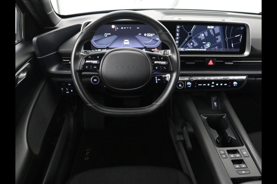 Hyundai IONIQ 6 Style 77.4 kWh Navigatie | SOH 93.9 % | Virtual display | Climate Control | Cruise Control Adaptief | camera | Trekhaak | Carplay | DAB+
