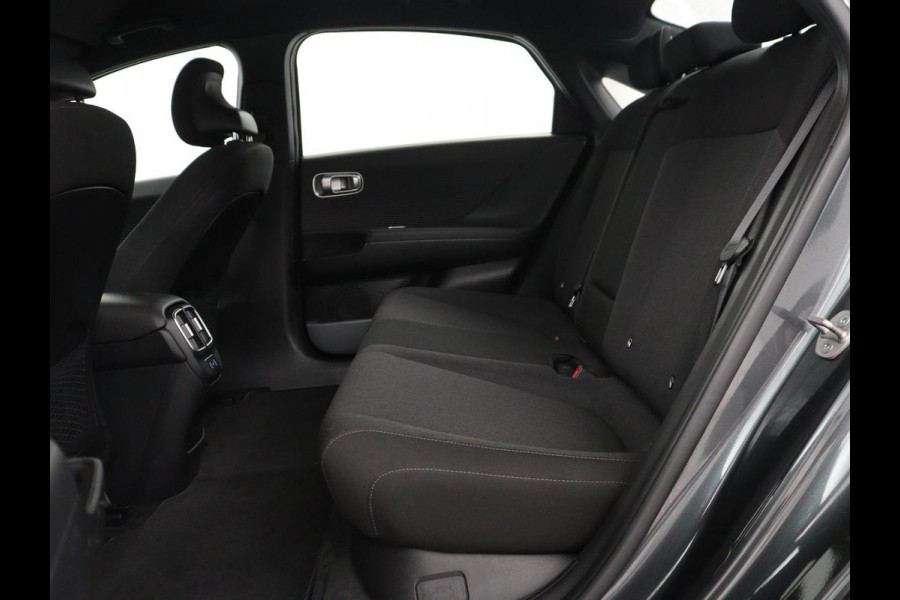 Hyundai IONIQ 6 Style 77.4 kWh Navigatie | SOH 93.9 % | Virtual display | Climate Control | Cruise Control Adaptief | camera | Trekhaak | Carplay | DAB+