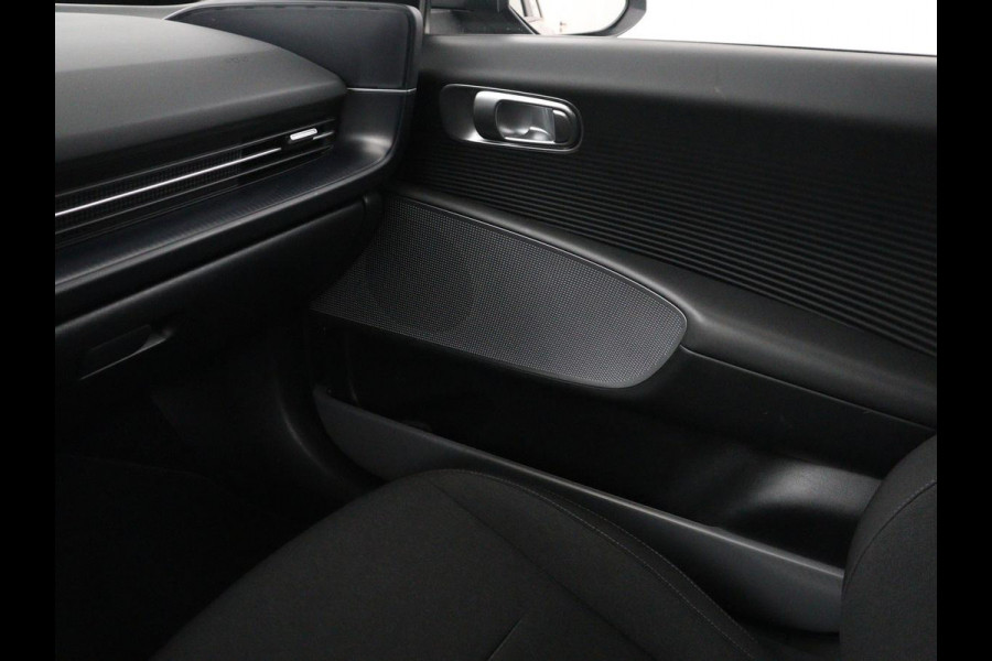 Hyundai IONIQ 6 Style 77.4 kWh Navigatie | SOH 93.9 % | Virtual display | Climate Control | Cruise Control Adaptief | camera | Trekhaak | Carplay | DAB+
