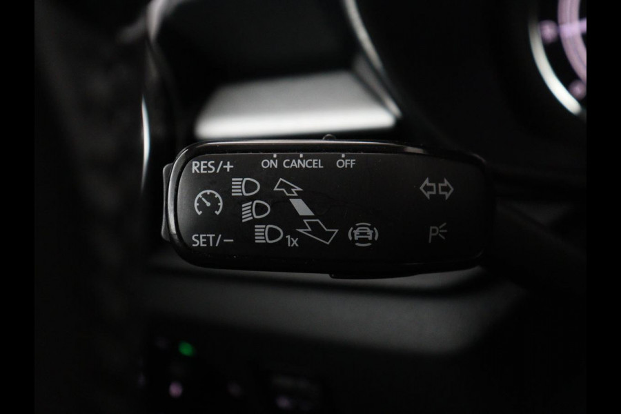 Škoda Fabia 1.0 TSI Business Edition | Cruise control | Park assist | Lane assist | Navigatie | DAB | Bluetooth | Airco