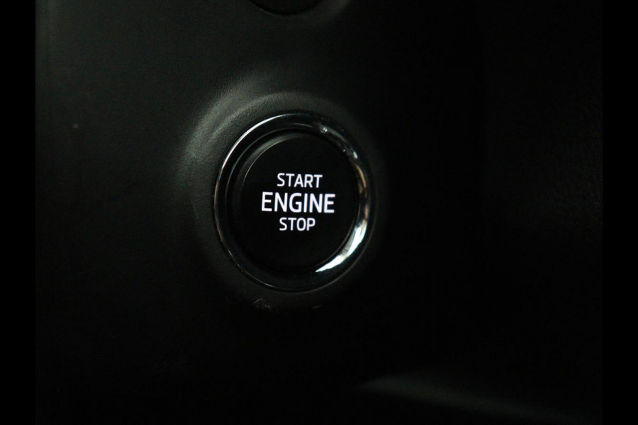 Škoda Fabia 1.0 TSI Business Edition | Cruise control | Park assist | Lane assist | Navigatie | DAB | Bluetooth | Airco