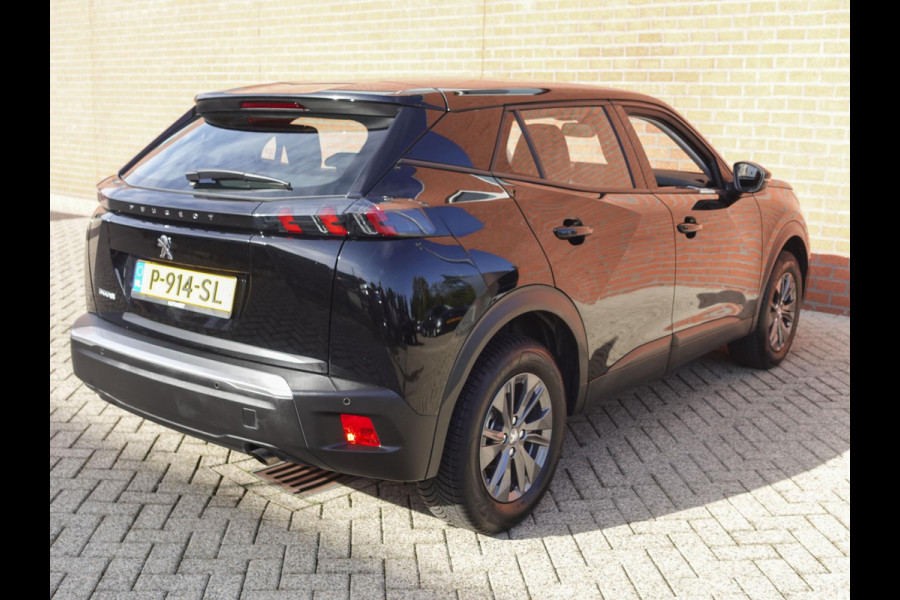 Peugeot 2008 1.2 PureTech 101pk Active Pack Navigatie Apple Carplay/Android Auto Parkeersensoren achter Cruise Control Ledverlichting Climate Control