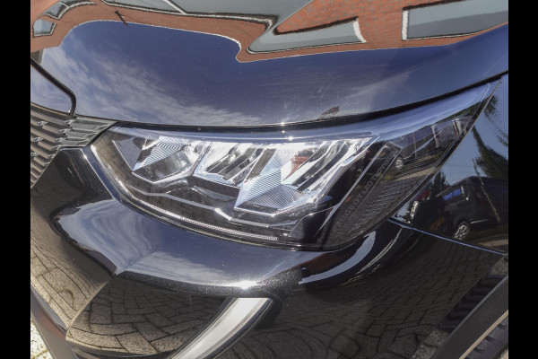 Peugeot 2008 1.2 PureTech 101pk Active Pack Navigatie Apple Carplay/Android Auto Parkeersensoren achter Cruise Control Ledverlichting Climate Control