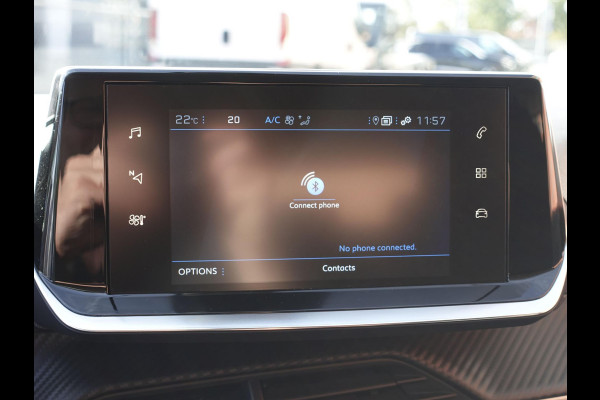 Peugeot 2008 1.2 PureTech 101pk Active Pack Navigatie Apple Carplay/Android Auto Parkeersensoren achter Cruise Control Ledverlichting Climate Control