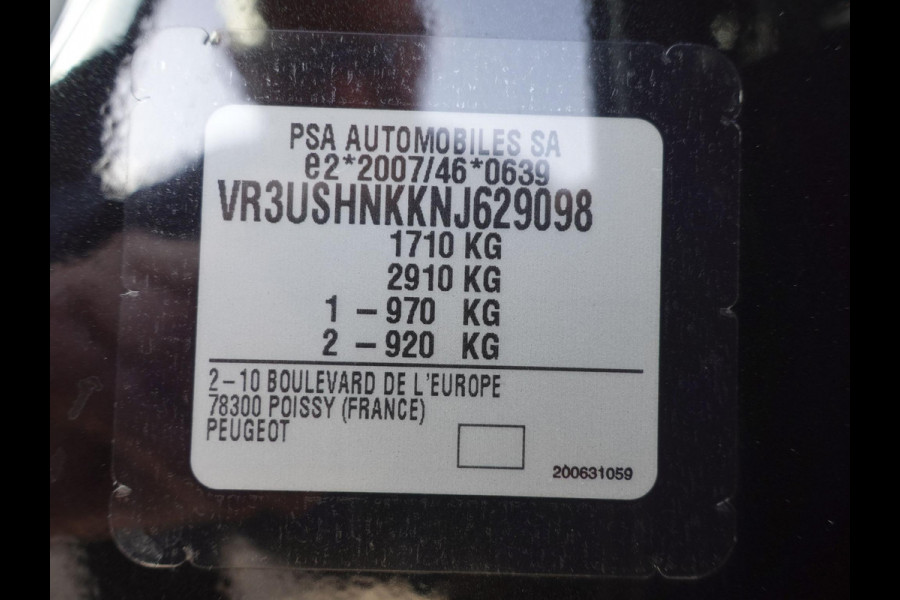 Peugeot 2008 1.2 PureTech 101pk Active Pack Navigatie Apple Carplay/Android Auto Parkeersensoren achter Cruise Control Ledverlichting Climate Control