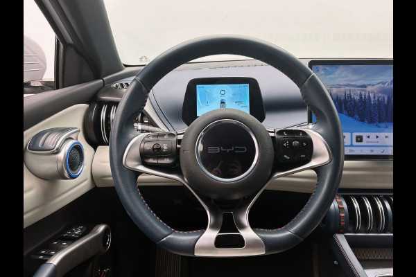 BYD ATTO 3 Design 60 kWh|*40 STUKS* | 204 PK | Pano/dak | Adapt/Cruise/Control | Leder/Beige/Blauw | 360/Camera, Navigatie, BTW!!