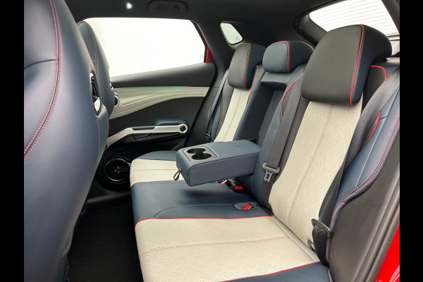 BYD ATTO 3 Design 60 kWh|*40 STUKS* | 204 PK | Pano/dak | Adapt/Cruise/Control | Leder/Beige/Blauw | 360/Camera, Navigatie, BTW!!
