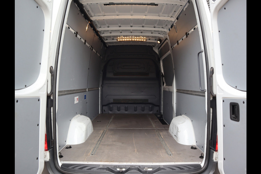 Mercedes-Benz Sprinter 319 CDI 3.0 V6 Automaat Euro 6 - L2H2 - Volledig Dealer onderhouden - LED - Trekhaak