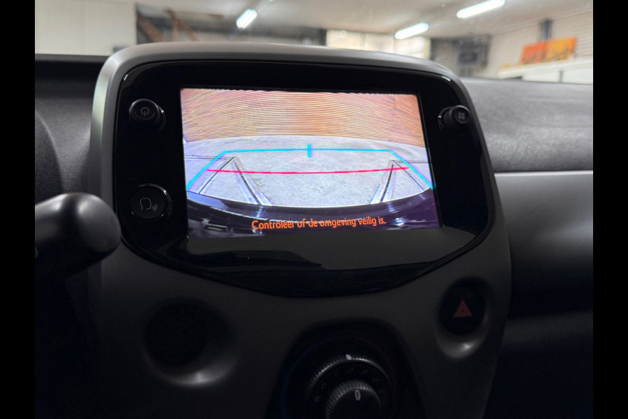 Toyota Aygo 1.0 VVT-i x automaat | Apple Carplay & Android Auto | Camera | Bluetooth | 15 Inch