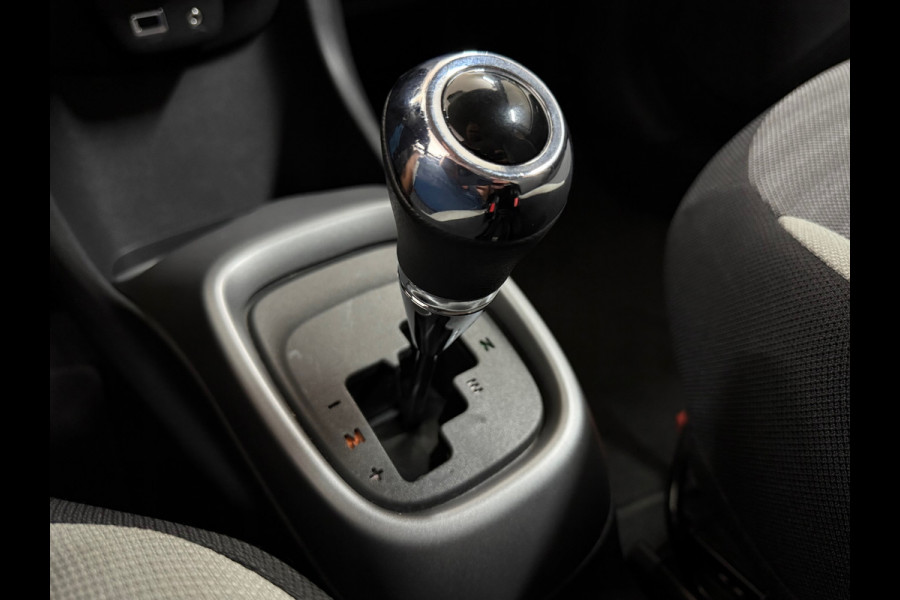 Toyota Aygo 1.0 VVT-i x automaat | Apple Carplay & Android Auto | Camera | Bluetooth | 15 Inch