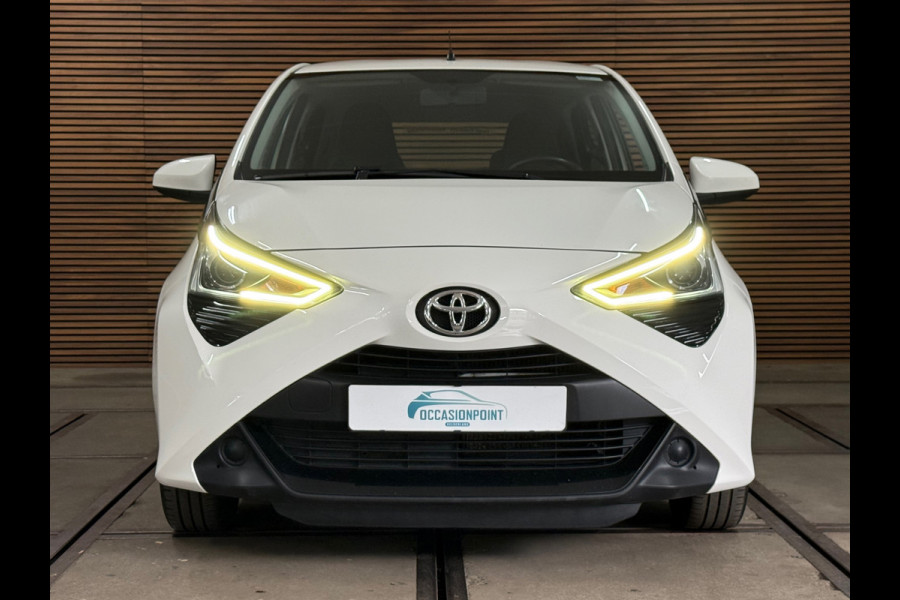 Toyota Aygo 1.0 VVT-i x automaat | Apple Carplay & Android Auto | Camera | Bluetooth | 15 Inch